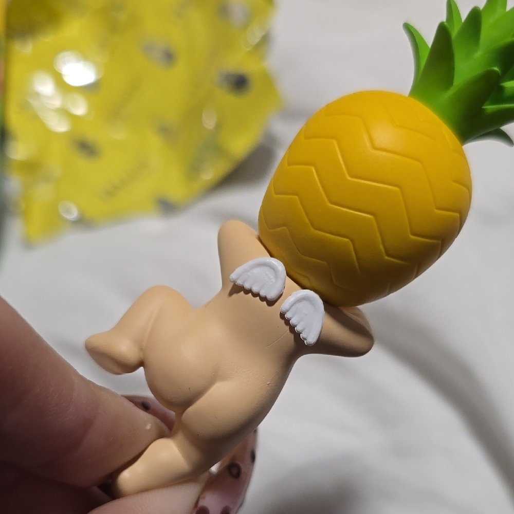 Sonny Angel Pineapple Hipper 100% Authentic - Picture 6 of 11